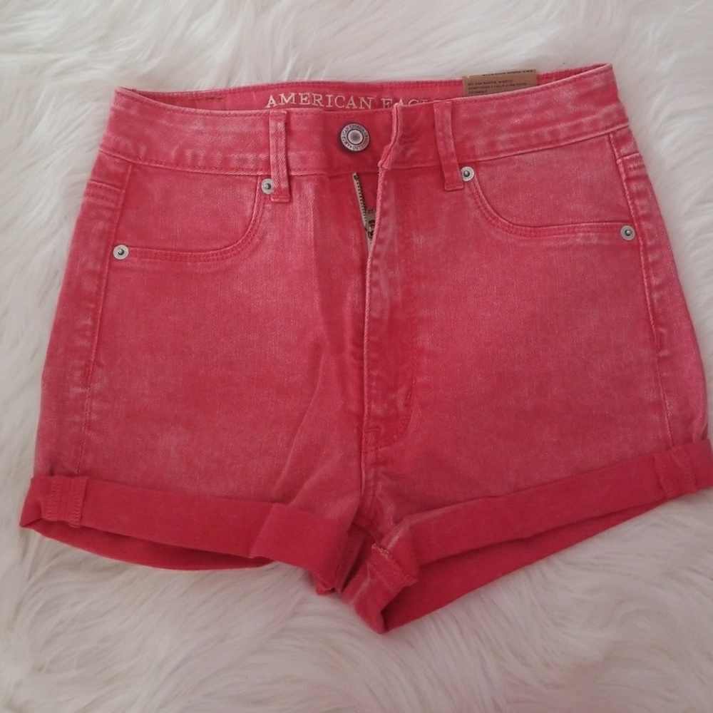 American Eagle short..
